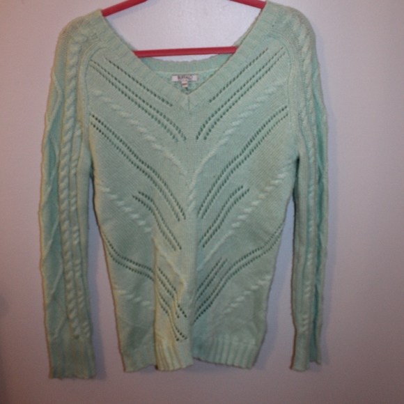 Mint Green Sweater - Picture 1 of 3